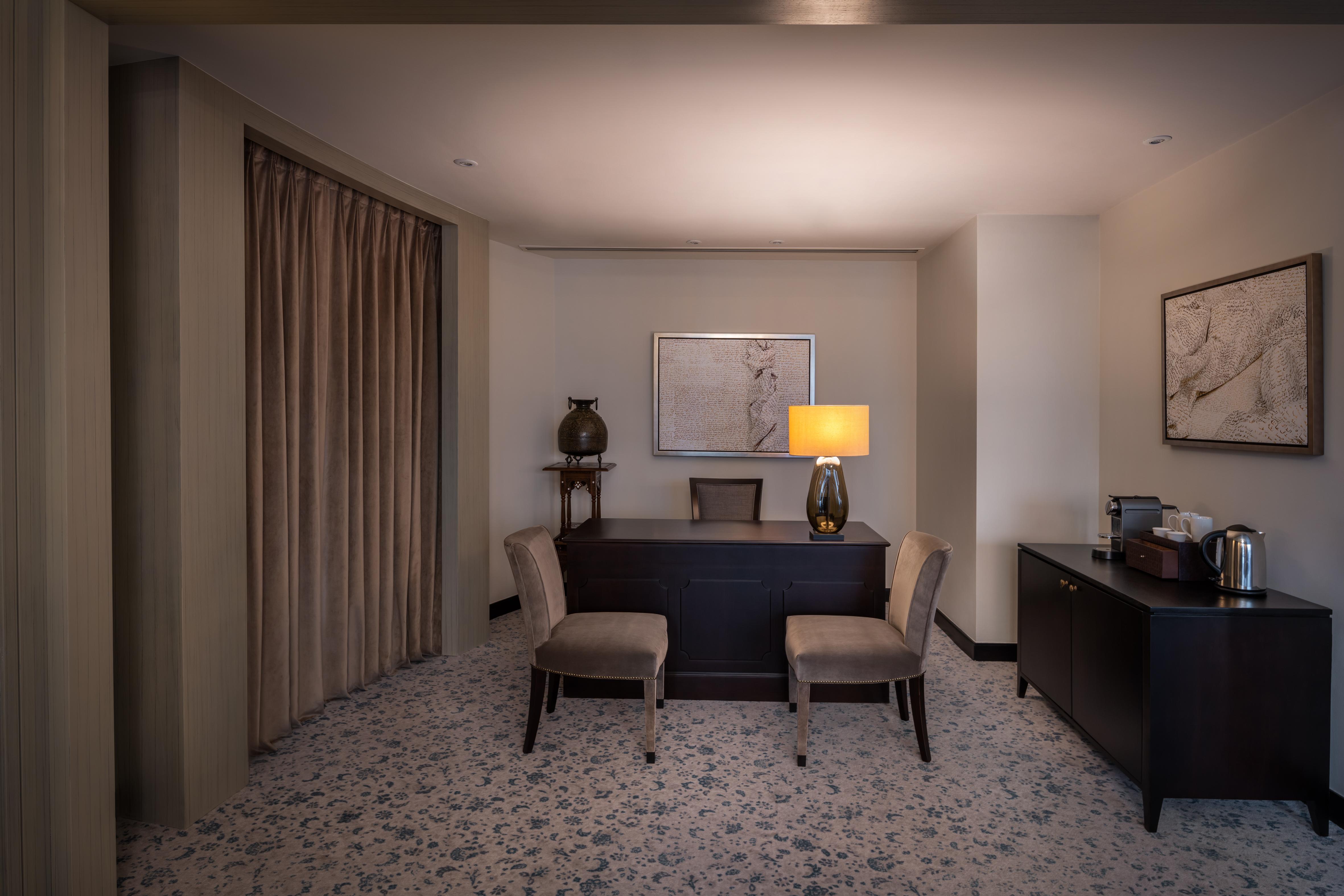 Palace Downtown Ντουμπάι Εξωτερικό φωτογραφία A room in the hotel