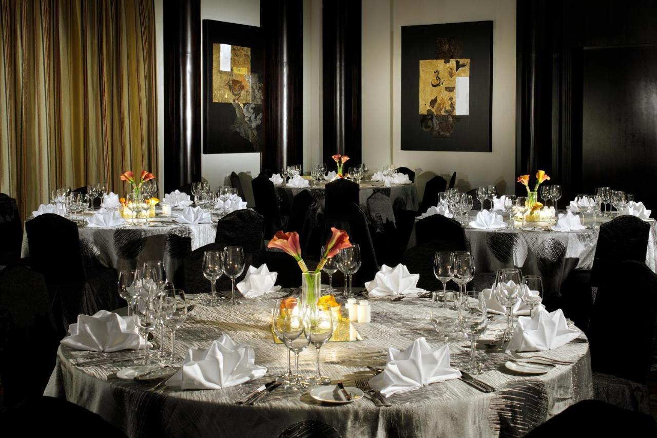 Palace Downtown Ντουμπάι Εξωτερικό φωτογραφία The ballroom at the hotel