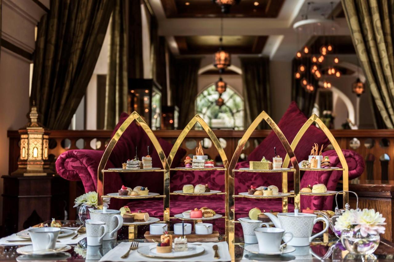 Palace Downtown Ντουμπάι Εξωτερικό φωτογραφία Afternoon tea at the Emirates Palace Hotel, Abu Dhabi, United Arab Emirates